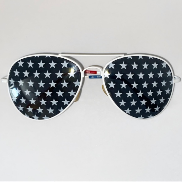 🔴 2/$25 S|A|L|E (NWOT) Tank + Sunnies!! - Picture 3 of 7